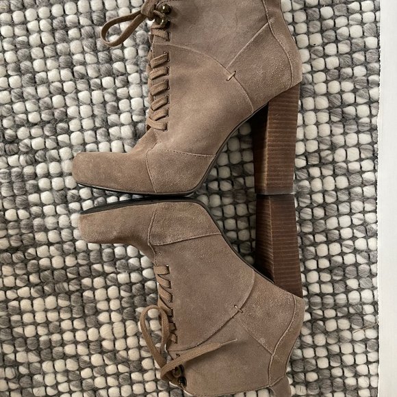 Leather (suede) Nine West lace up boots - Picture 4 of 9